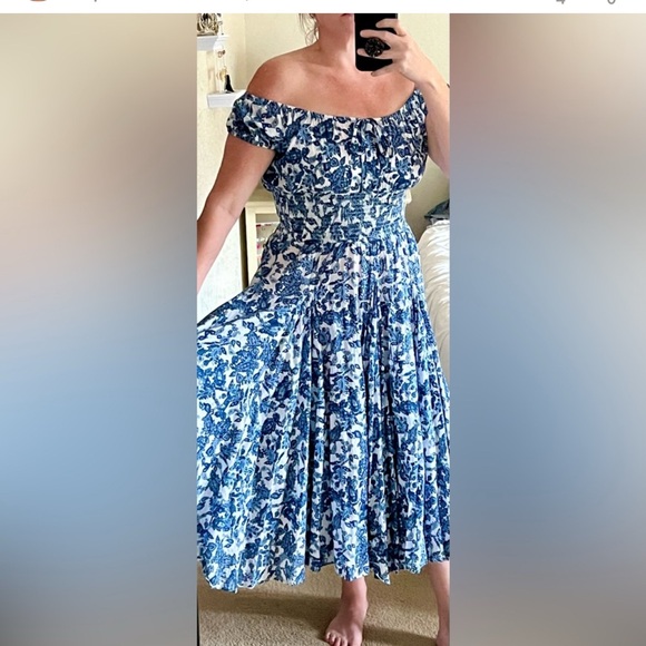 Chelsea and Theodore floral dress nap dress tuckernuck off‎ shoulder somerset - Picture 2 of 6